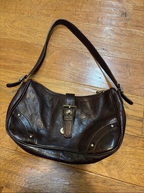Classic Brown Leather Shoulder Bag